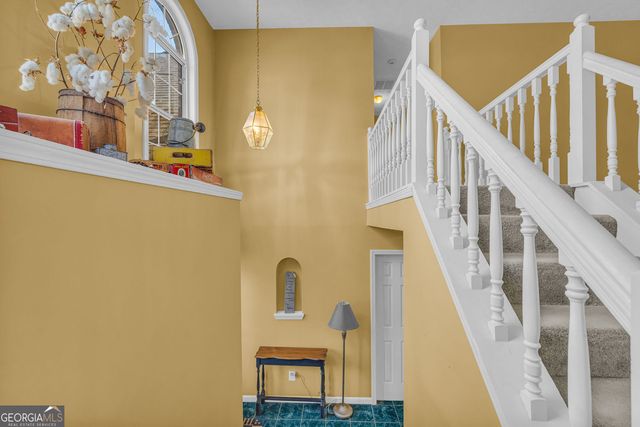 2878 Forest Court, Loganville, GA 30052