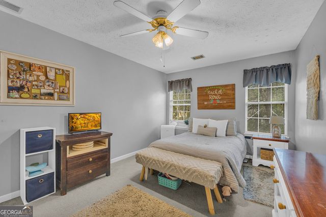 2878 Forest Court, Loganville, GA 30052