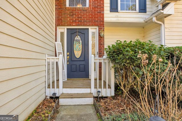 2878 Forest Court, Loganville, GA 30052