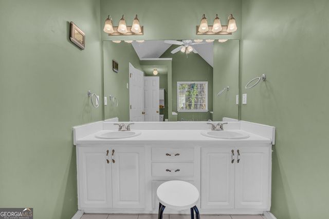 2878 Forest Court, Loganville, GA 30052