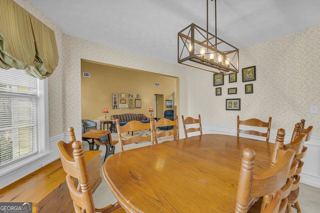 2878 Forest Court, Loganville, GA 30052