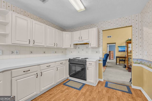 2878 Forest Court, Loganville, GA 30052