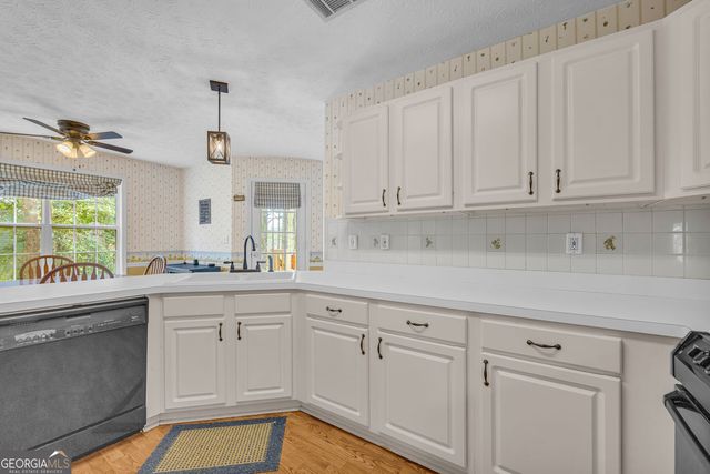 2878 Forest Court, Loganville, GA 30052