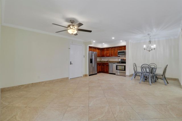 1111 Duncan Circle 104, Palm Beach Gardens, FL 33418