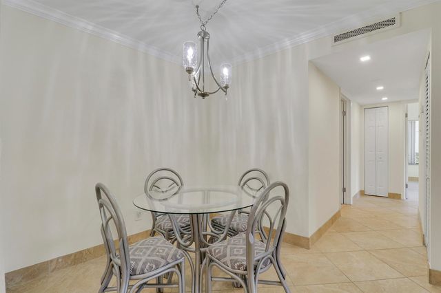 1111 Duncan Circle 104, Palm Beach Gardens, FL 33418