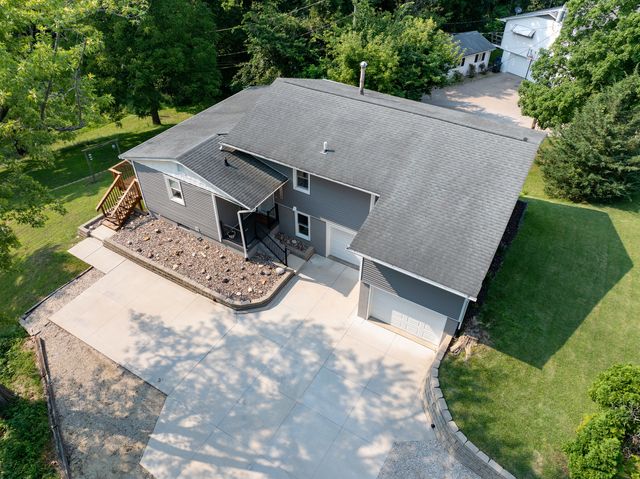3224 11th Street, Moline, IL 61265