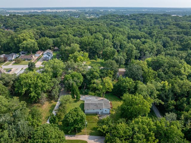 3224 11th Street, Moline, IL 61265