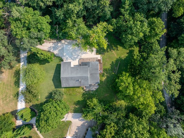 3224 11th Street, Moline, IL 61265