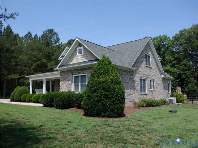 18374 Dogwood Trail Rd, Rockville, VA 23146