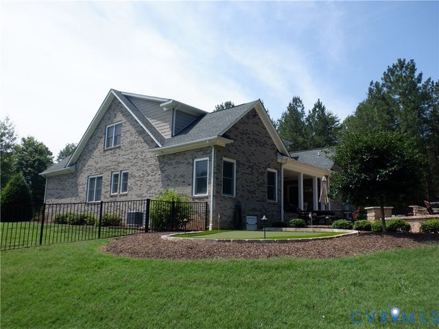 18374 Dogwood Trail Rd, Rockville, VA 23146