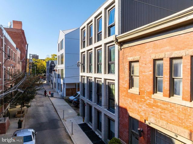 2007 CAMBRIDGE ST, Philadelphia, PA 19130