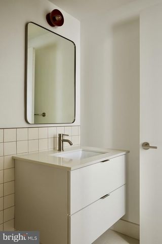 2007 CAMBRIDGE ST, Philadelphia, PA 19130