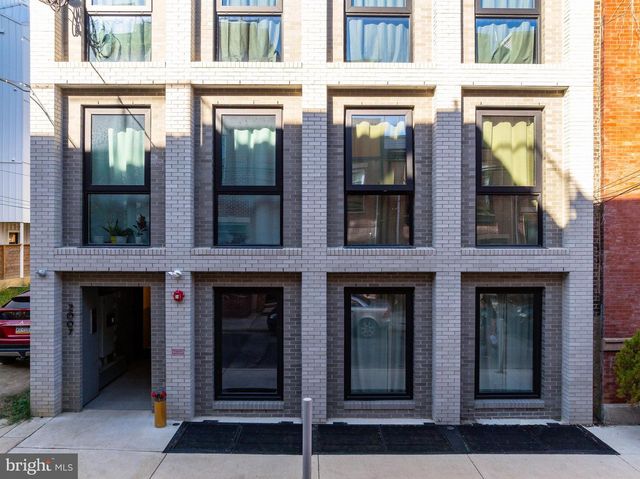 2007 CAMBRIDGE ST, Philadelphia, PA 19130