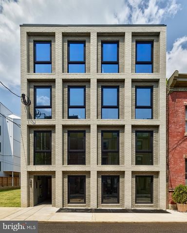 2007 CAMBRIDGE ST, Philadelphia, PA 19130