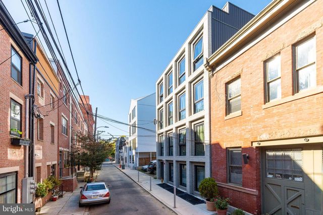2007 CAMBRIDGE ST, Philadelphia, PA 19130