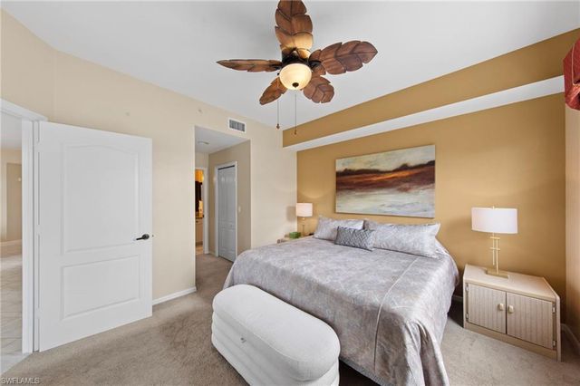 8086 Queen Palm LN 328, Fort Myers, FL 33966