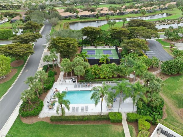 8086 Queen Palm LN 328, Fort Myers, FL 33966