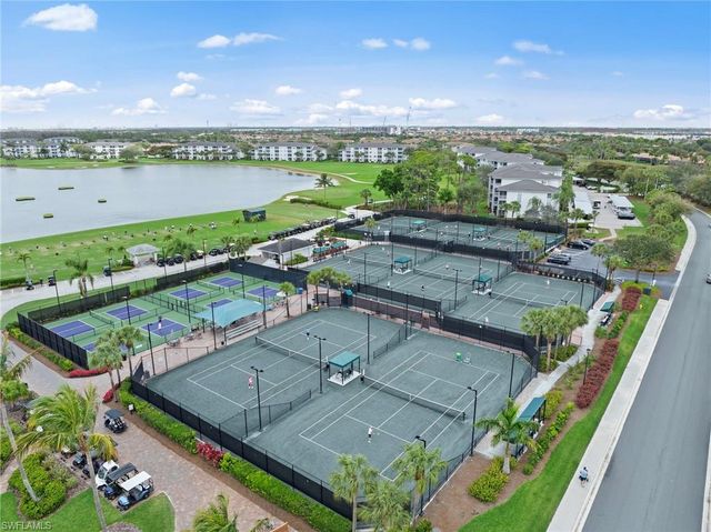 8086 Queen Palm LN 328, Fort Myers, FL 33966