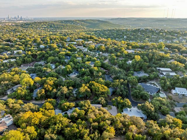 3908 Knollwood DR, Austin, TX 78731