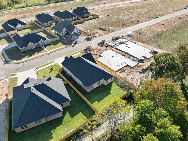 2128 Porter Street, Pea Ridge, AR 72751