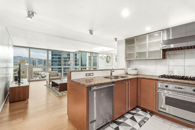 1177 Queen Street 2909, Honolulu, HI 96814