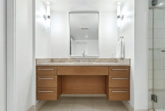 1177 Queen Street 2909, Honolulu, HI 96814