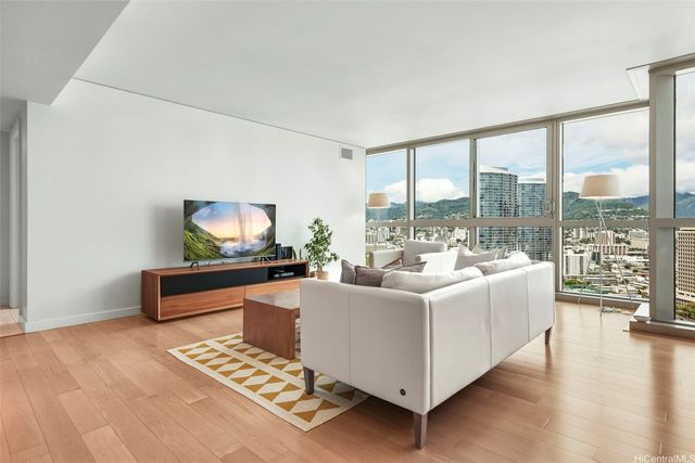 1177 Queen Street 2909, Honolulu, HI 96814