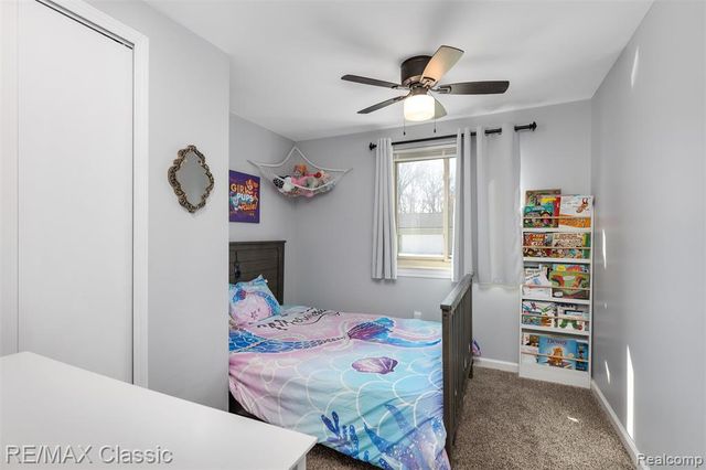 484 W Beechdale Street, Commerce Twp, MI 48382