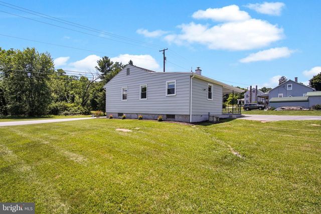 1125 TURNPIKE RD, Elizabethtown, PA 17022