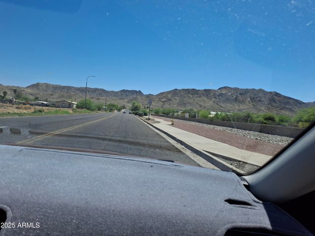 1536 W Corral Road, Phoenix, AZ 85041