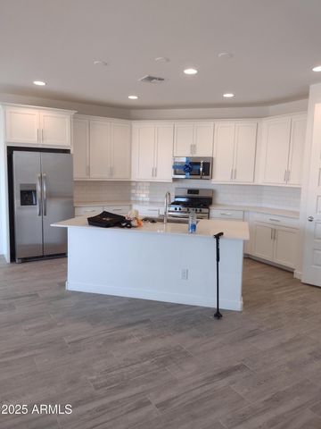 1536 W Corral Road, Phoenix, AZ 85041