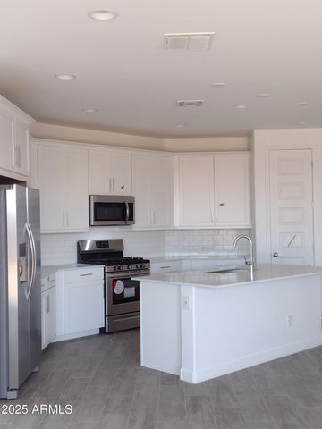 1536 W Corral Road, Phoenix, AZ 85041