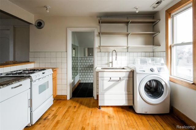 13512 Gable Street, Hamtramck, MI 48212