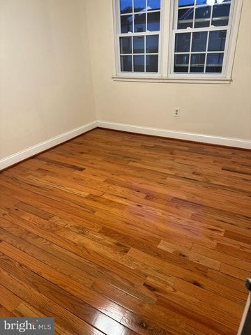 2902 BUELL CT, Dumfries, VA 22026