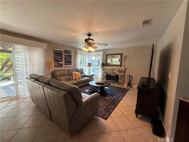 902 Cannon, Riverside, CA 92506