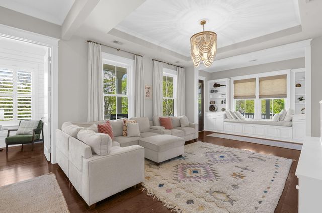 1635 Pierce Street, Charleston, SC 29492