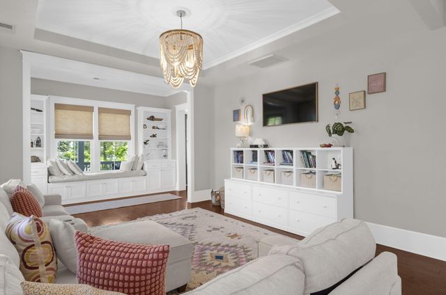 1635 Pierce Street, Charleston, SC 29492