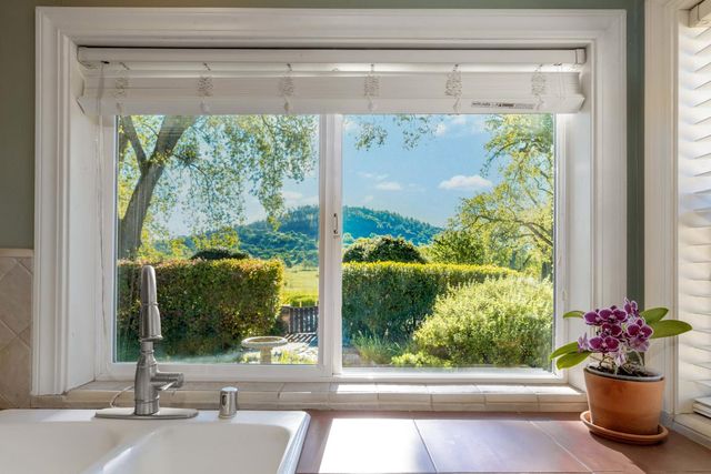 12602 Spenceville Rd, Penn Valley, CA 95946