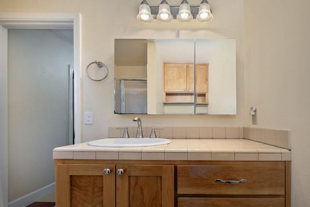 12602 Spenceville Rd, Penn Valley, CA 95946