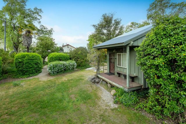 12602 Spenceville Rd, Penn Valley, CA 95946