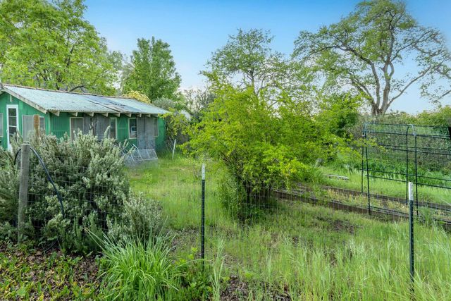 12602 Spenceville Rd, Penn Valley, CA 95946