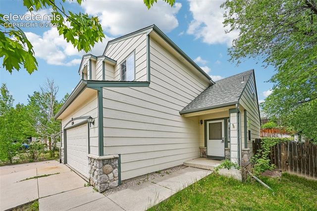 7150 Allens Park Drive, Colorado Springs, CO 80922