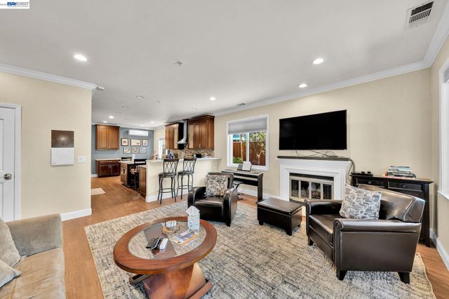 1275 Nice Ct, Livermore, CA 94551