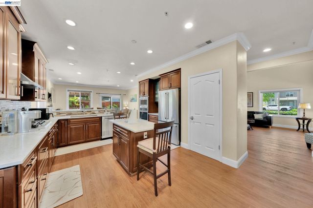 1275 Nice Ct, Livermore, CA 94551