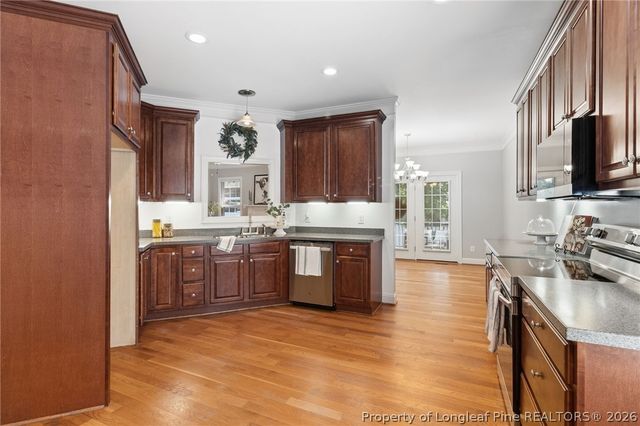 327 Ridgeway Court, Fayetteville, NC 28311