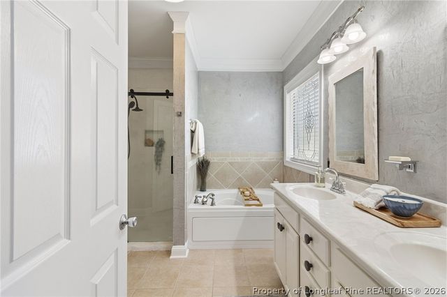327 Ridgeway Court, Fayetteville, NC 28311