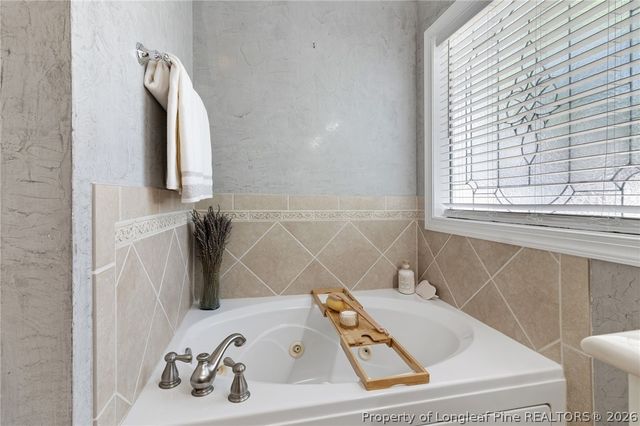 327 Ridgeway Court, Fayetteville, NC 28311