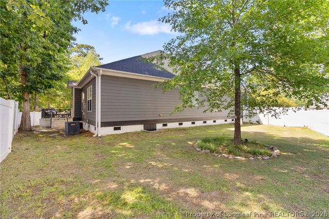 327 Ridgeway Court, Fayetteville, NC 28311