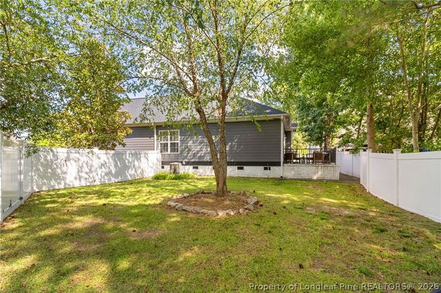327 Ridgeway Court, Fayetteville, NC 28311