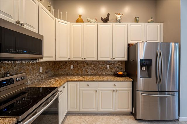 6918 SE Sleepy Hollow Ln, Stuart, FL 34997